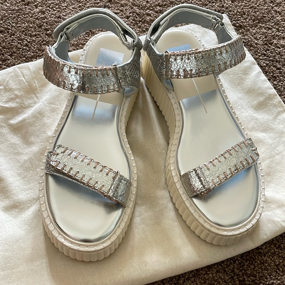 NEW ✨ DOLCE VITA debra sandal in ivory suede size: 8.5